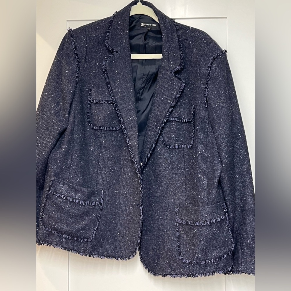 Blazer spring/fall.  Very good quality.  Very Good condition